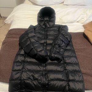 Aritzia TNA Black Puffer Jacket